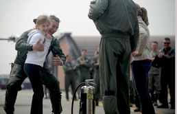 Osan commander hits 3,000 F-16 hours