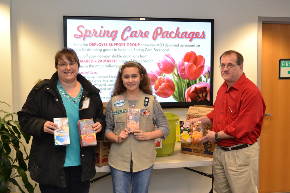 Local Girl Scout donates cookies to Deployee Support Group