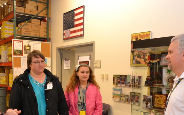 Local Girl Scout donates cookies to Deployee Support Group