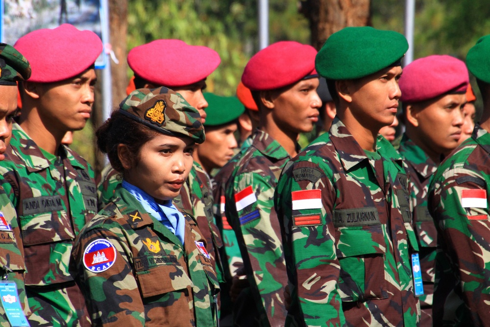 Cambodian and Indonesian soldiers participate in Shanti Prayas-2