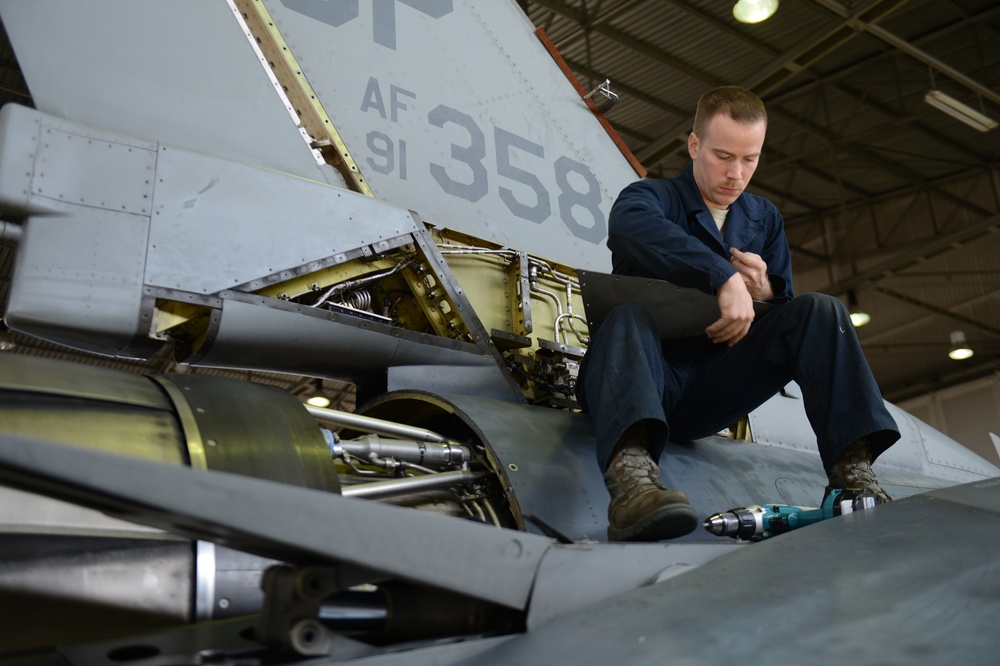 Maintainers are a jet's best friend