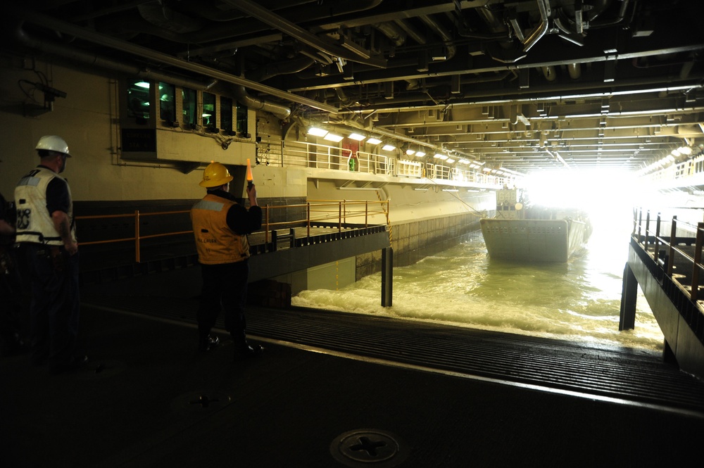 USS Boxer well deck operations