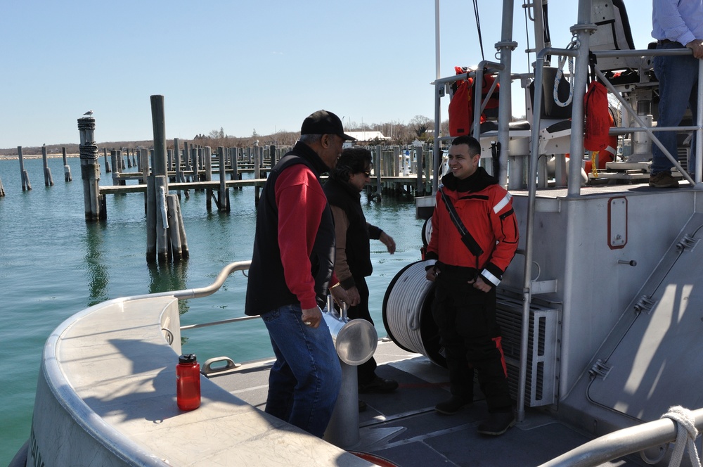 Coast Guard holds cold water boating and paddle sport safety event in Sag Harbor