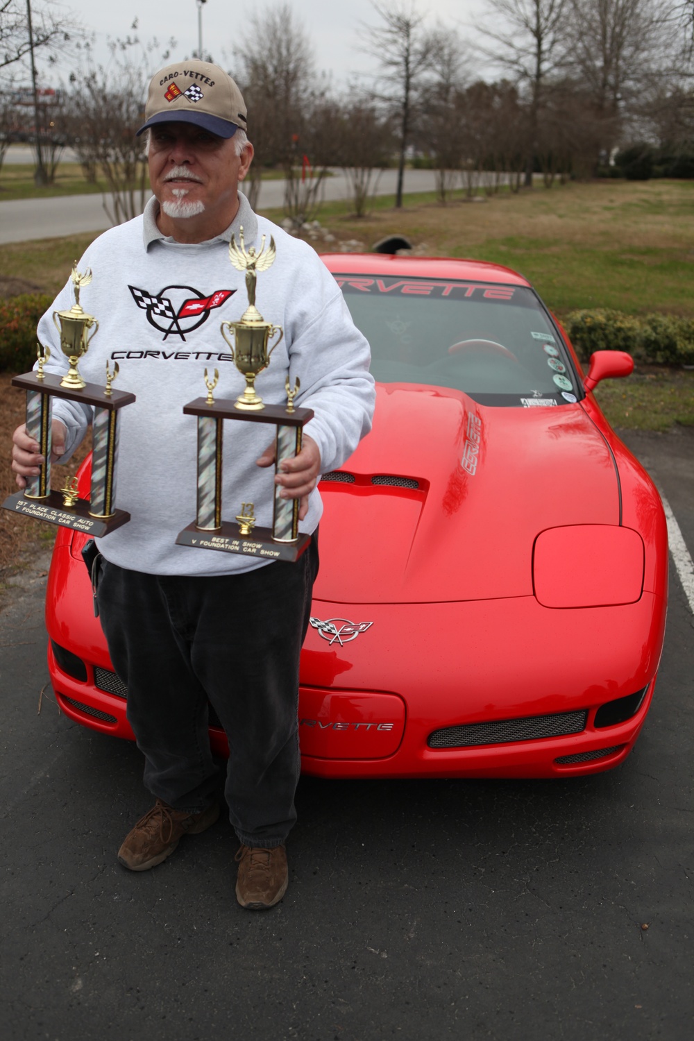Marines, local restaurant support cancer research with car show