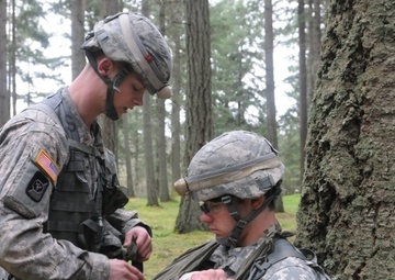Medical soldiers train in preparation for Expert Field Medical Badge