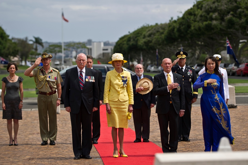 Australian governor-general presents wreath at National Memorial Cemetery of the Pacific