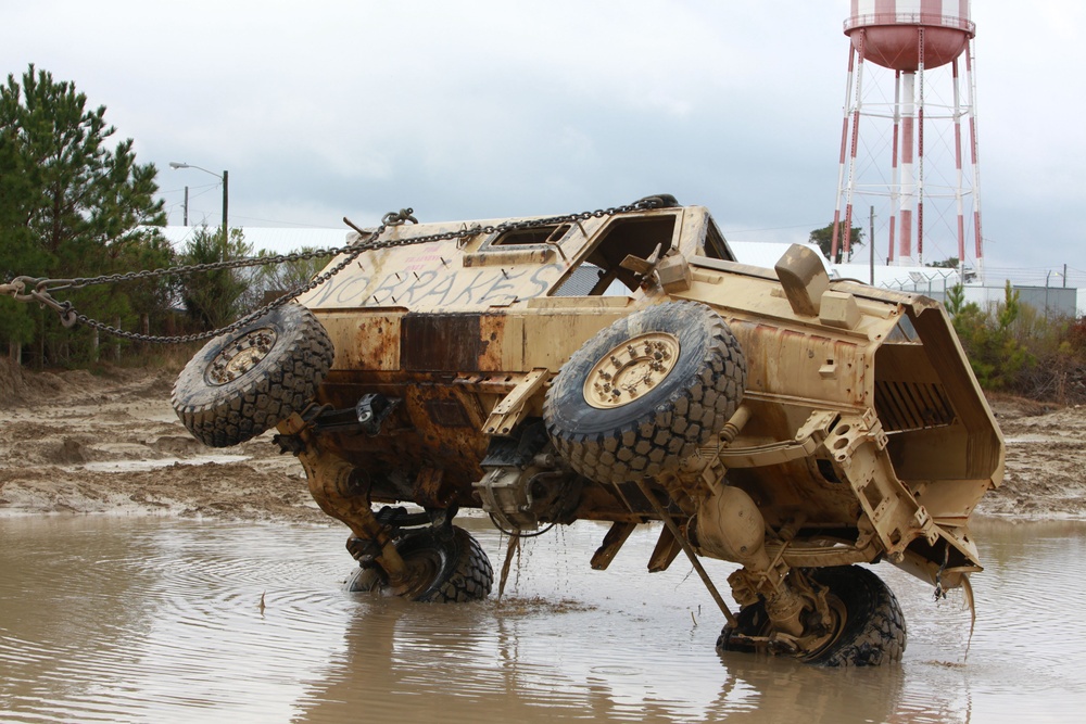 Bring on the mud: Marines complete Vehicle Recovery Course
