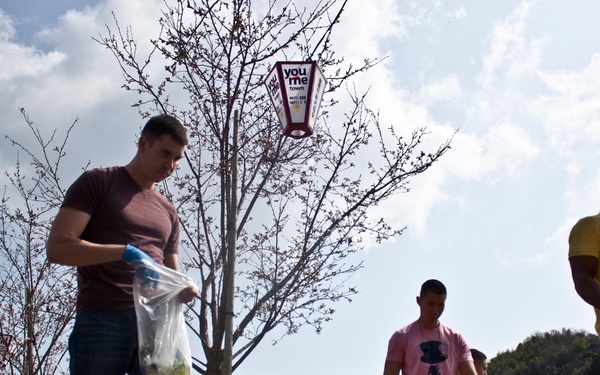 Station residents help keep, Kintai-Kyo clean
