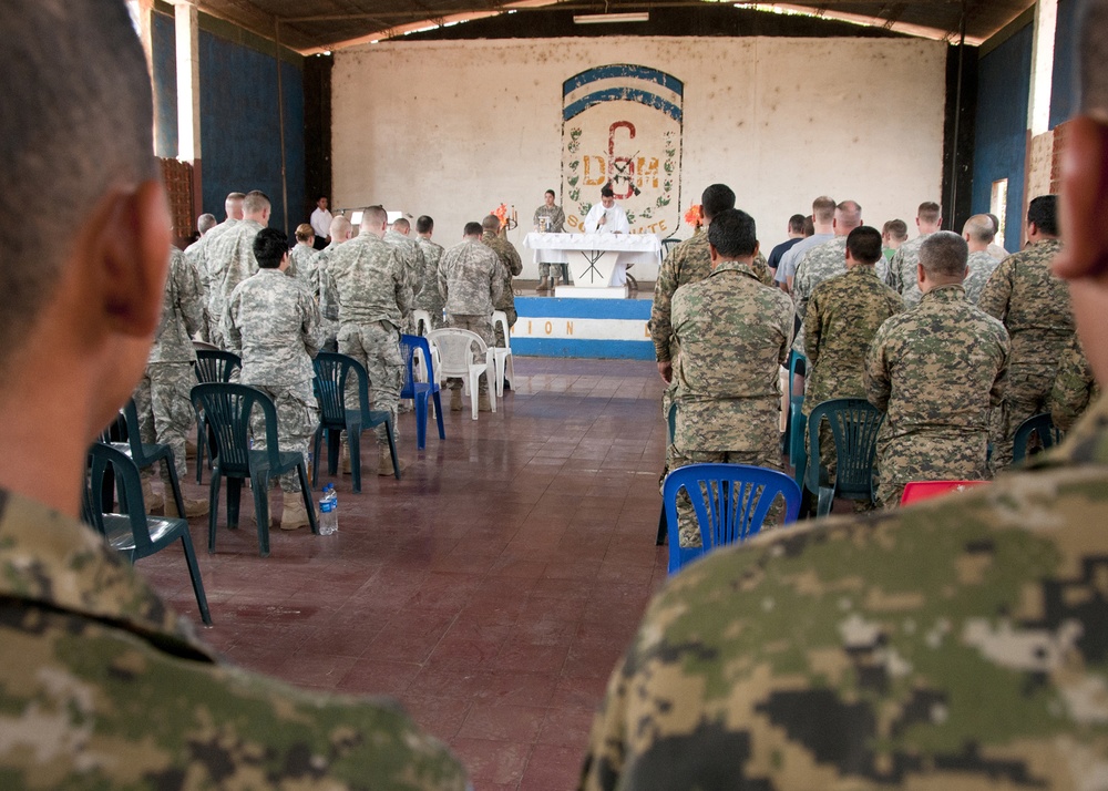 Easter Mass at military district six