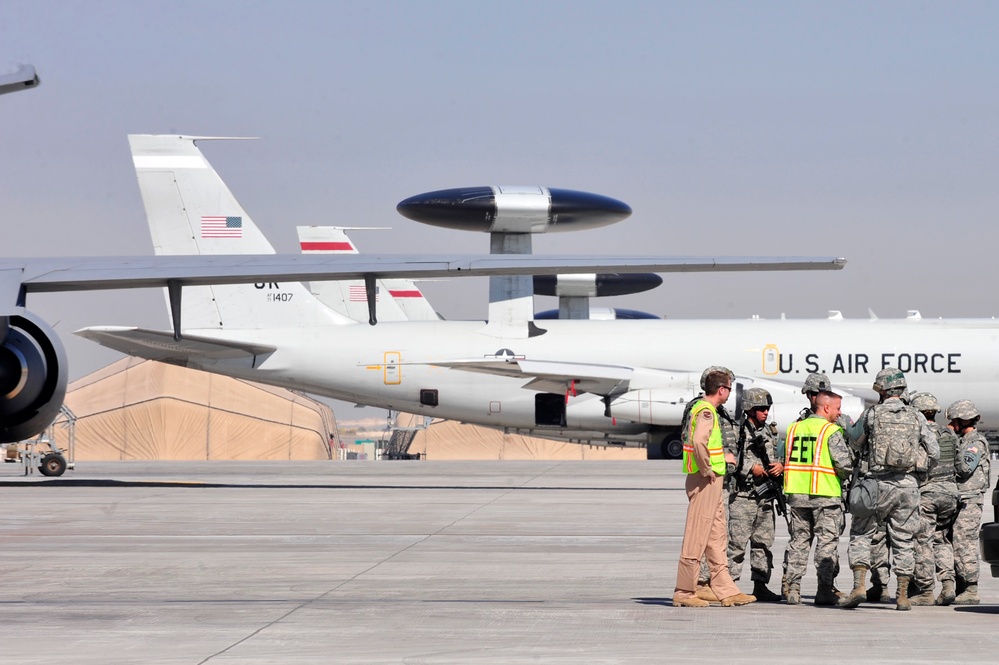 Defenders providing base security