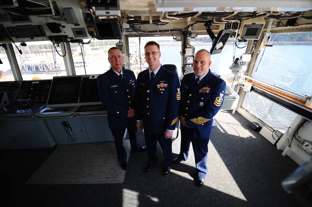 Coast Guardsmen bring awareness to Sexual Assault Awareness Month