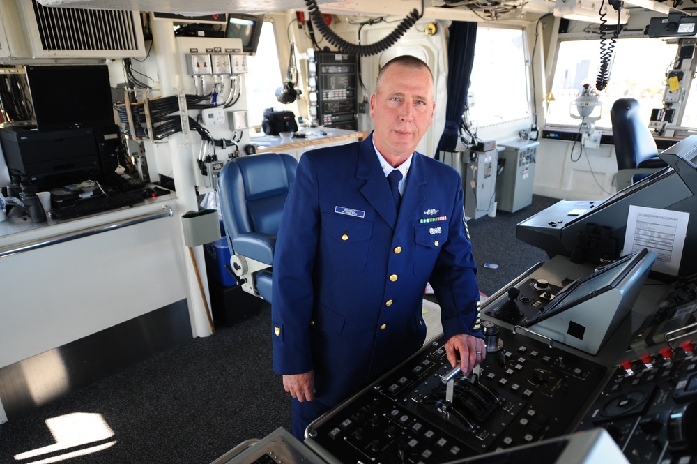 Coast Guardsmen bring awareness to Sexual Assault Awareness Month