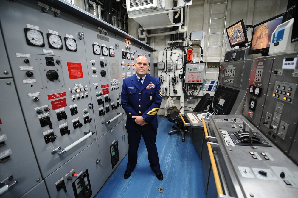 Coast Guardsmen bring awareness to Sexual Assault Awareness Month