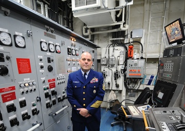 Coast Guardsmen bring awareness to Sexual Assault Awareness Month
