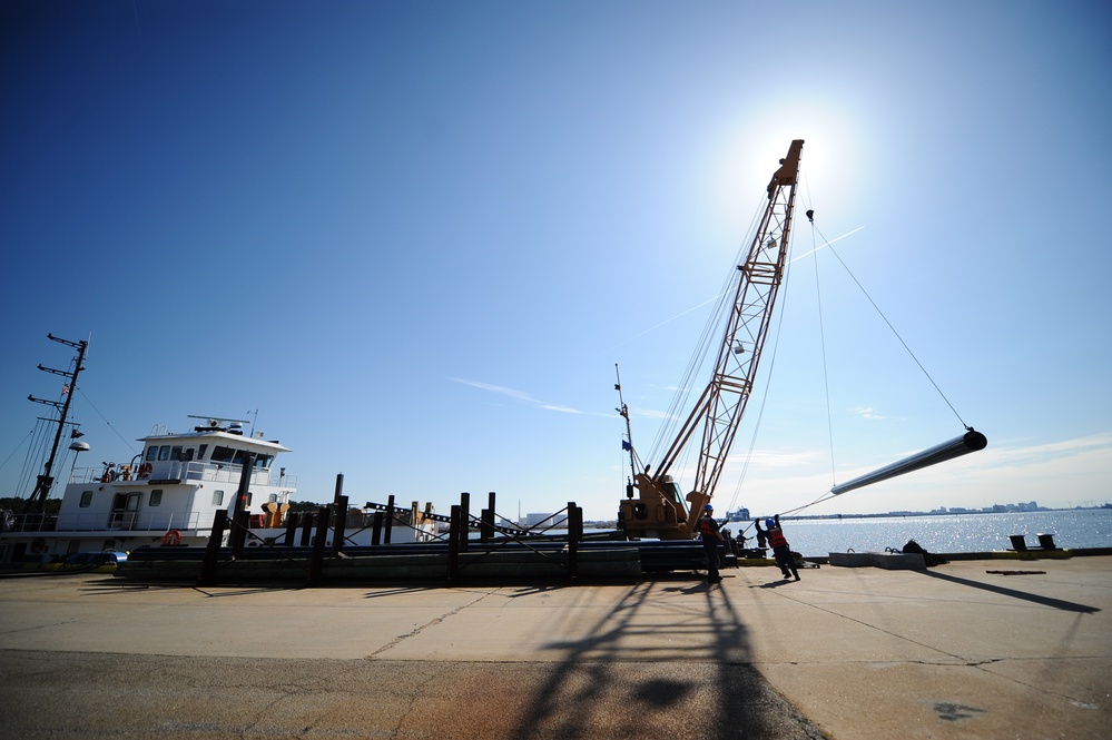 Coast Guardsmen prepare for ATON trip