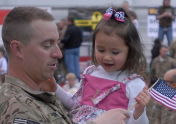 Rakkasans return, reunite with family