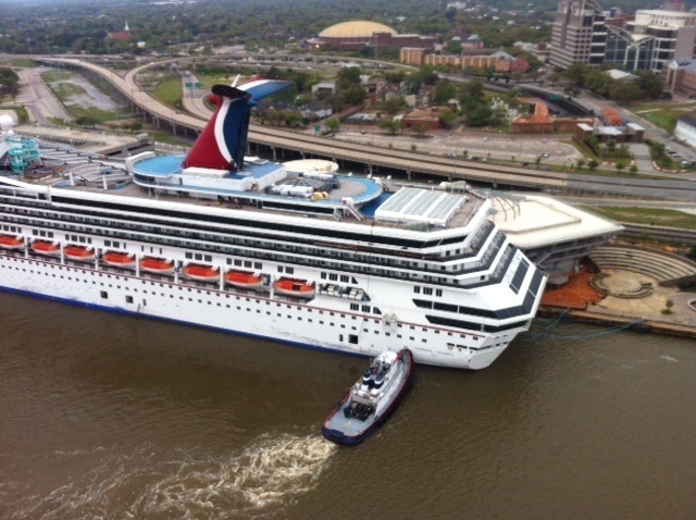 Carnival Triumph breaks loose from dry dock