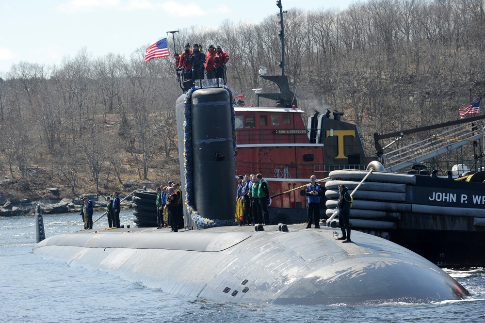 DVIDS - Images - USS Alexandria returns from deployment [Image 1 of 2]