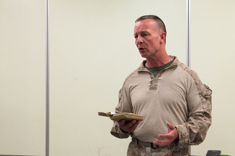 Chaplains tour Helmand, provide services to Marines