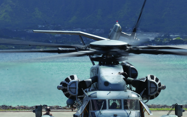 HMH-463 rules skies in friendly competition