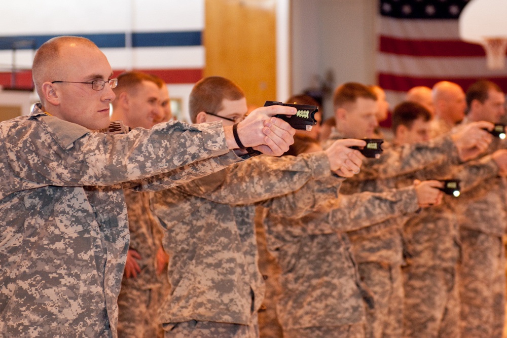 Maine military police receive Taser training