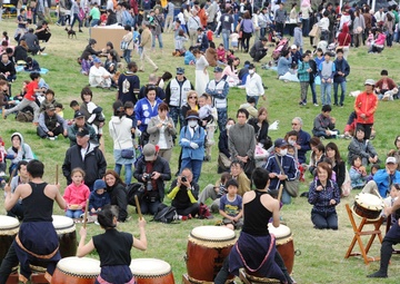 Sailors participate in Japanese Cherry Blossom Festival