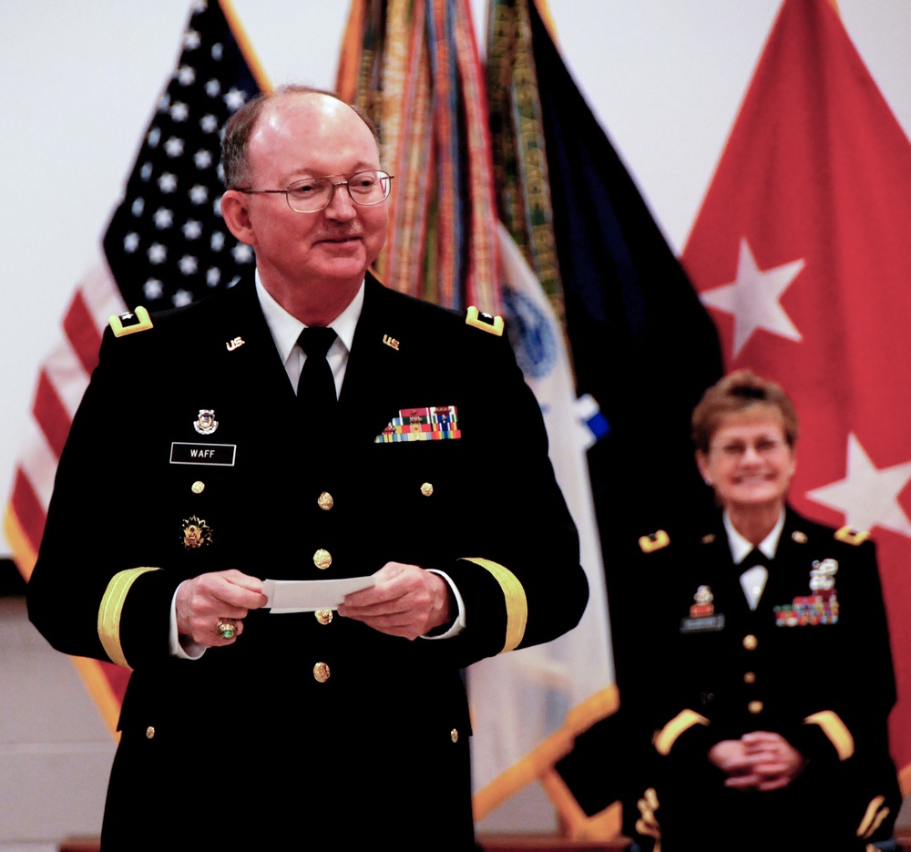 Army Reserve division commander joins rarified ranks of female general officers