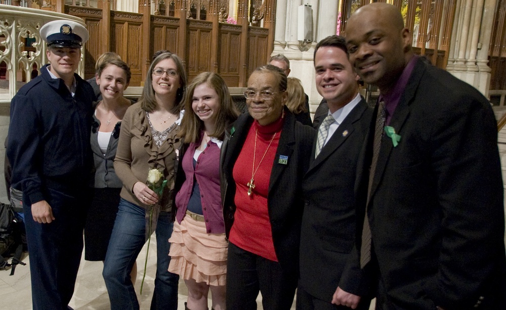 Organ donor and recipient day of remembrance