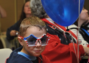 5-19th Agribusiness Development Team soldiers return from OEF deployment