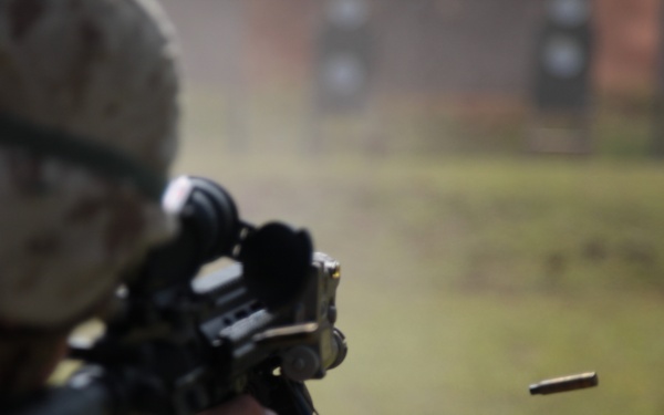 Logistics Marines train with new IAR