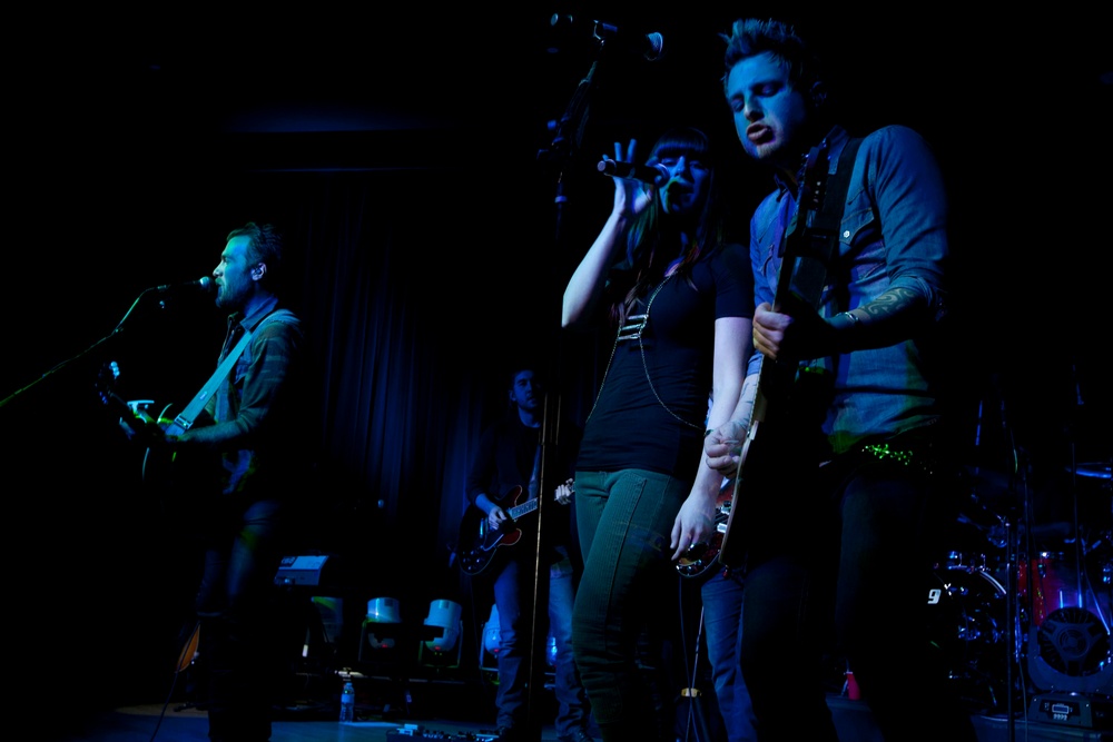 Lee provides POW!er concert for Pendleton heroes