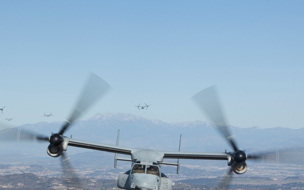VMM-165 Flight