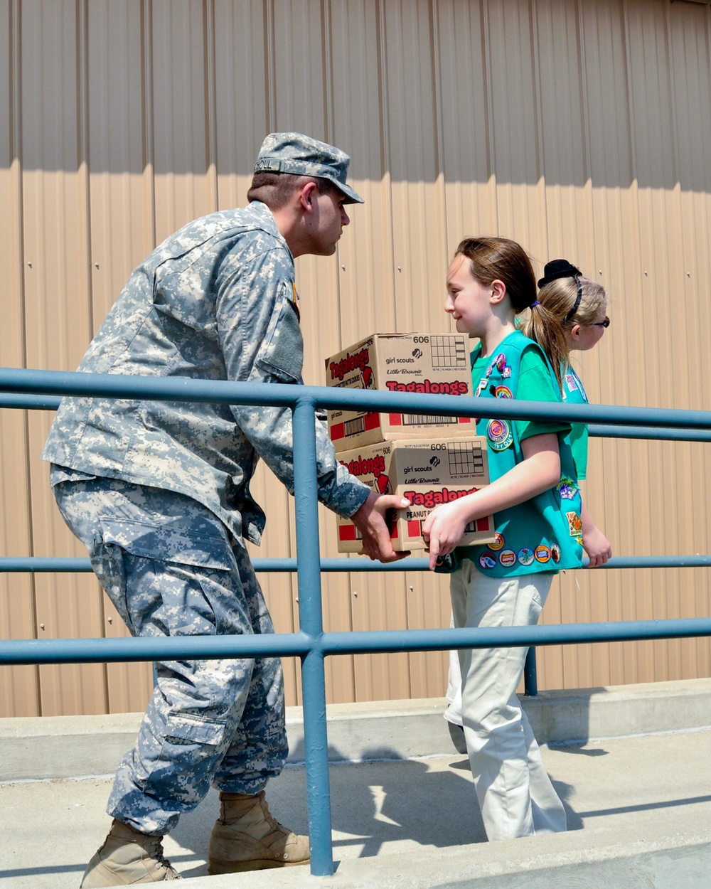 dvids-images-girl-scouts-deliver-cookies-to-camp-atterbury-for