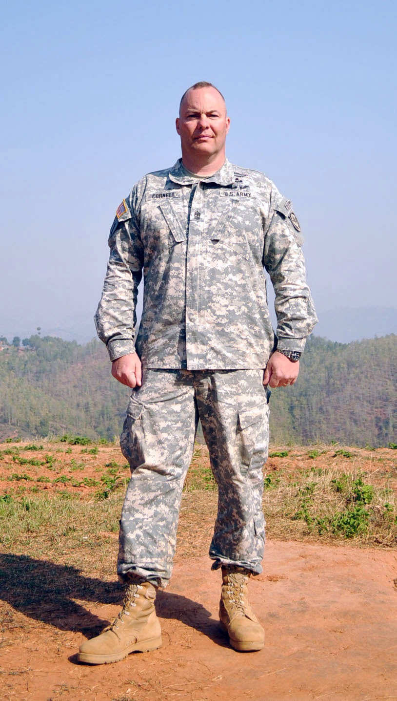 Army sergeant major teaches peacekeeping in Nepal