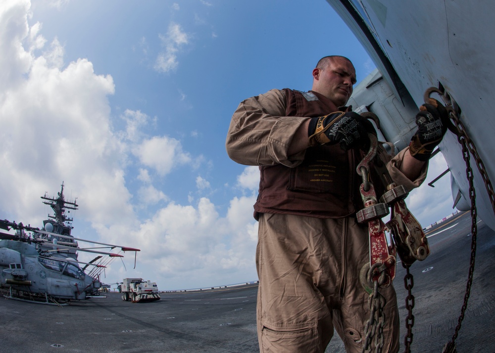 26th Marine Expeditionary Unit Flight Deck Operations