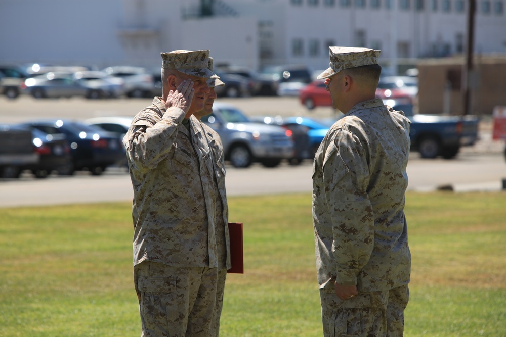 Gunnery Sgt Anderson Receives Bronze Star Medal