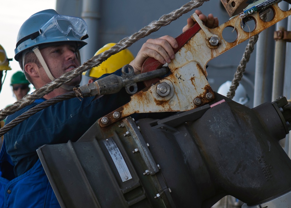 USS Tortuga replenishment