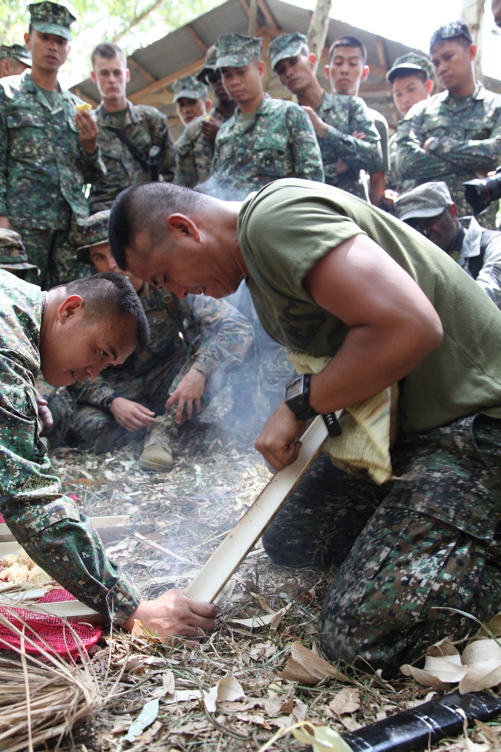 DVIDS - Images - Philippine, US Marines learn jungle survival ...