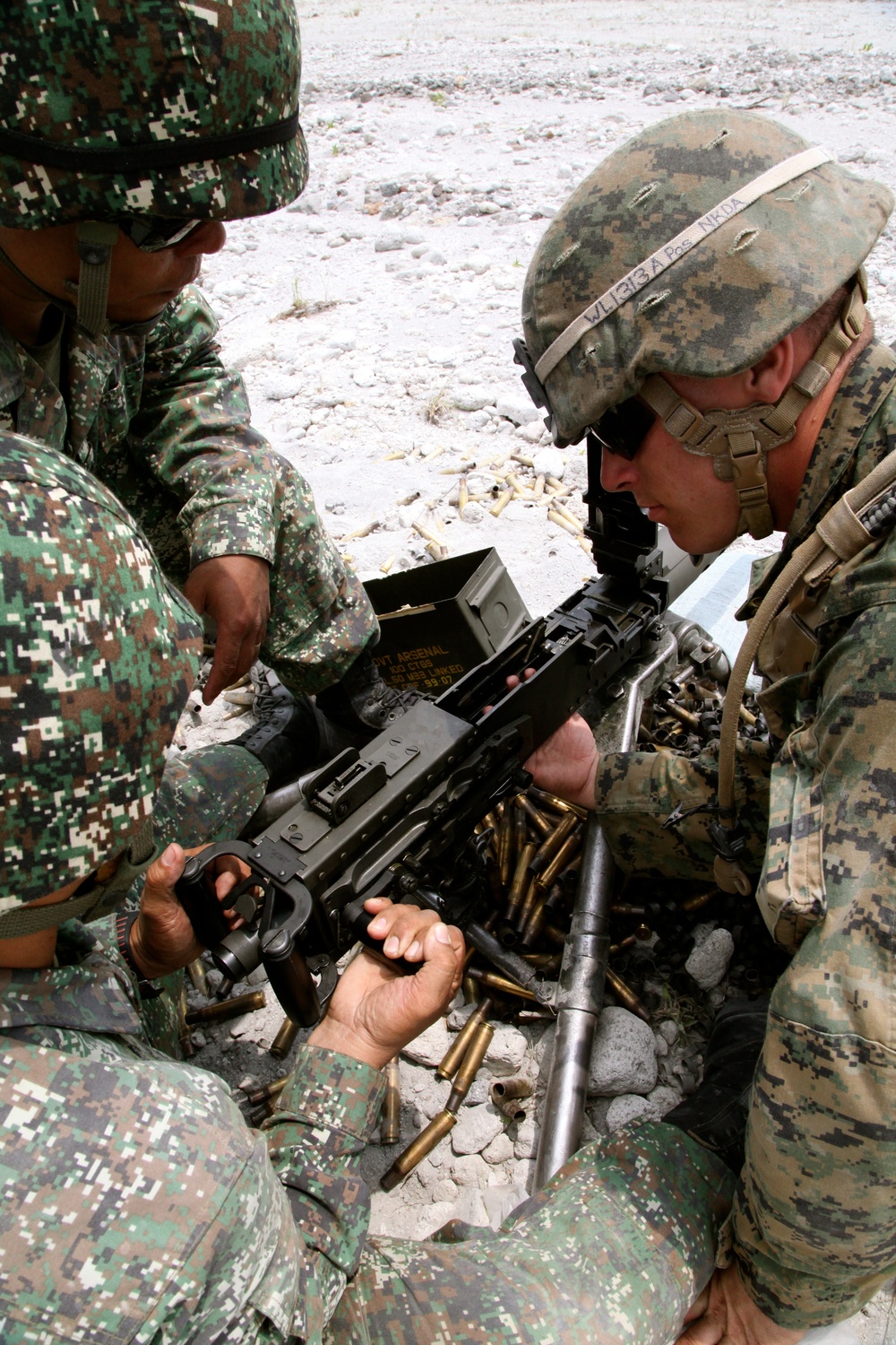 Philippine, US Marines conduct live-fire ranges