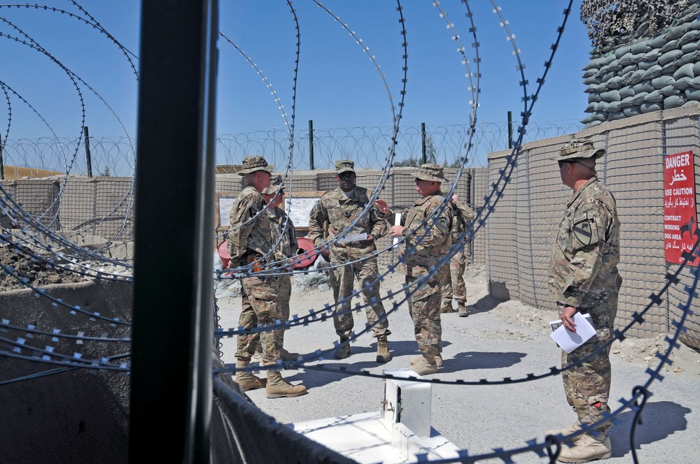 CJTF-101 senior enlisted adviser visits FOB Gamberi