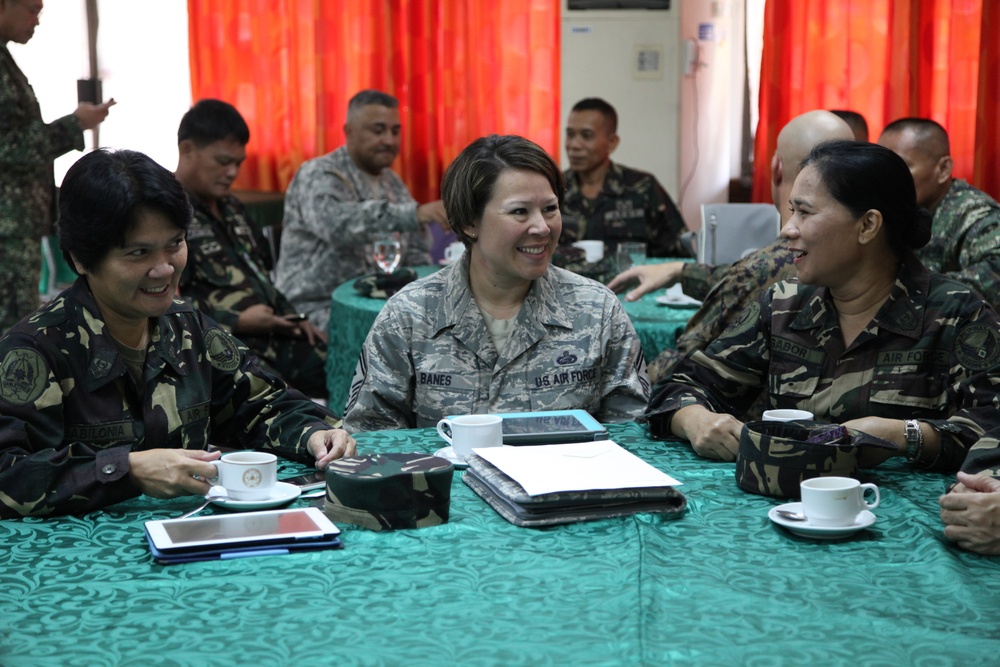 Bilateral senior enlisted gather for professional military education
