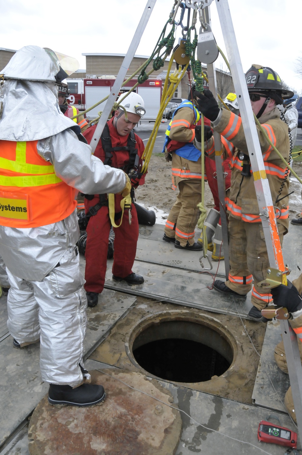 122nd Fighter Wing Fire Department confined space exercise