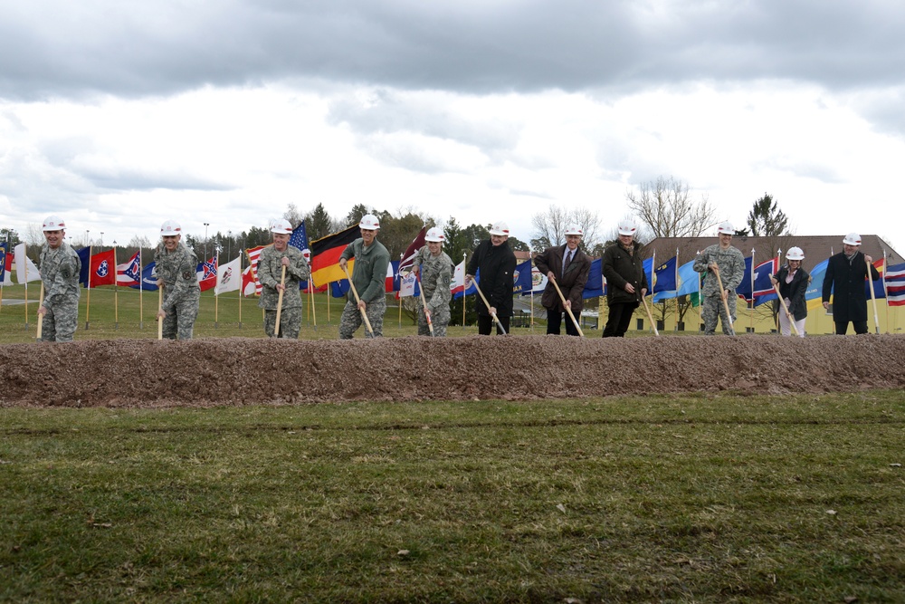 Vilseck health clinic groundbreaking