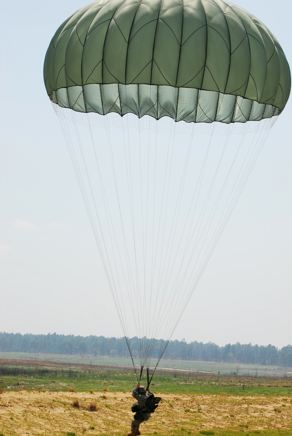 XVIII Airborne Corps and the 16th Military Police Brigade conduct airborne operations