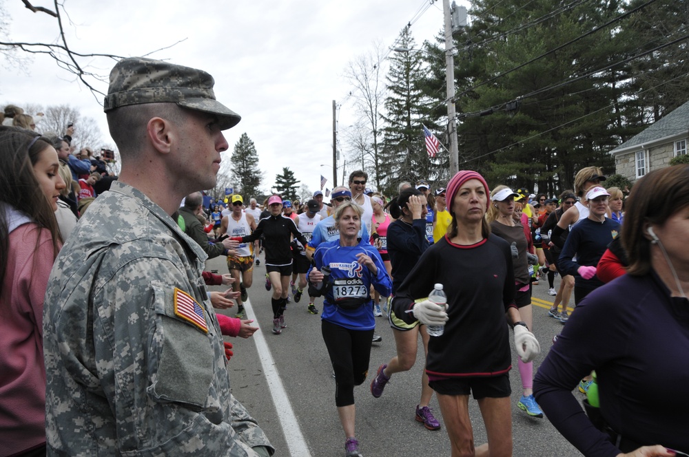 DVIDS News Massachusetts National Guard supports 117th Boston Marathon