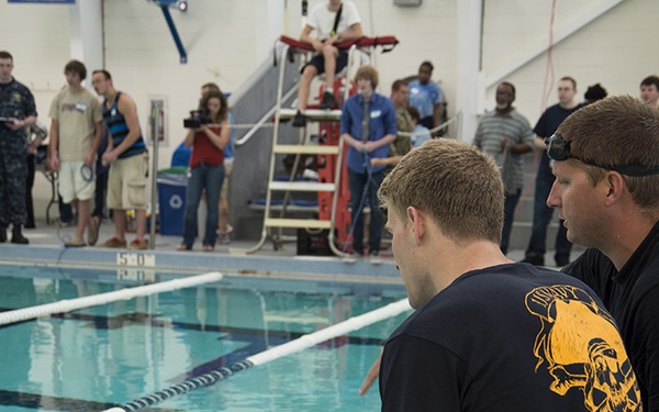Navy divers, EOD promote science and aquatic technology at SeaPerch