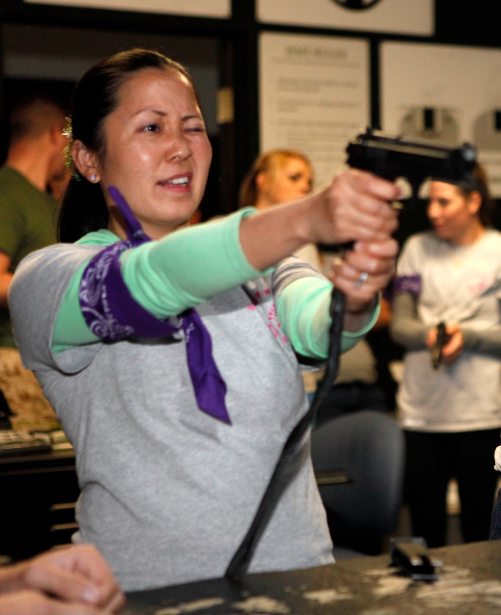 Wives fly, shoot, fight like Marines to learn about Marines