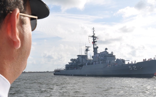 BAP Villavisencio arrives in Mayport