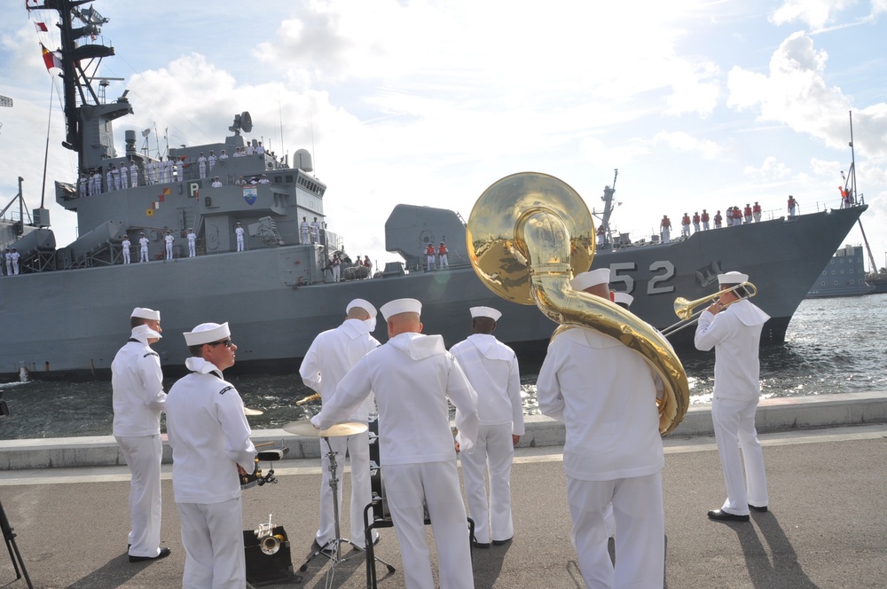 BAP Villavisencio arrives in Mayport