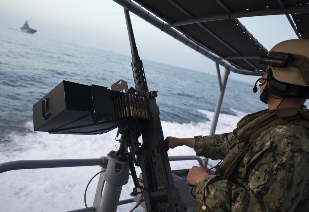 USS Peleliu (LHA 5) arrival in Jebel Ali, UAE